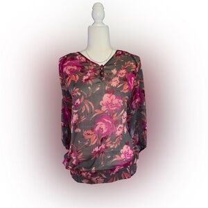 Torrid Pink and Gray Sheer Floral Peasant Style Blouse with Lace on Back Size 3X